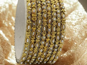 Regal Shine – Traditional Kundan Bangles