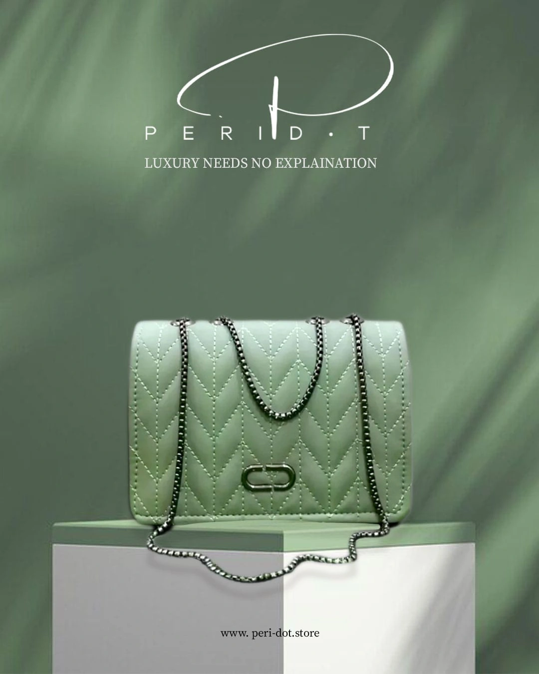 Sapphire Quilted Chain Bag